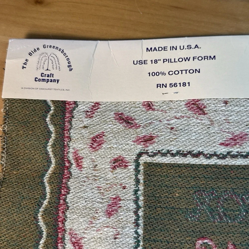 New (2) Jacquard‎ Loomed Tapestry Home For Christmas Pillows Framing Wall 18x16
